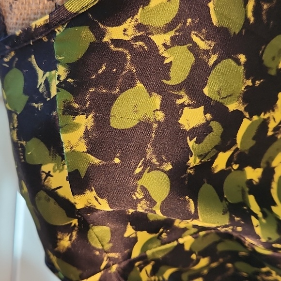 Gorgeous patterned blouse - Picture 4 of 5